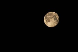 Full moon - hand held