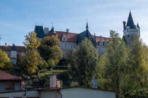 Chateau Zleby, short visit of the castle and its park