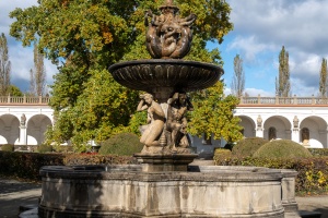 A timeless stroll through the Kromeriz flower garden